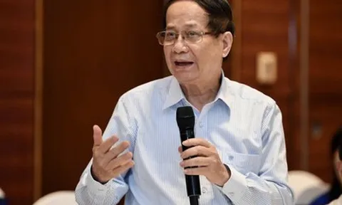 Tăng lương cơ sở 8% phải đồng thời làm tốt kiểm soát giá cả, ổn định thị trường