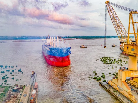 Bước tiến quan trọng trong ngành công nghiệp đóng tàu Việt Nam