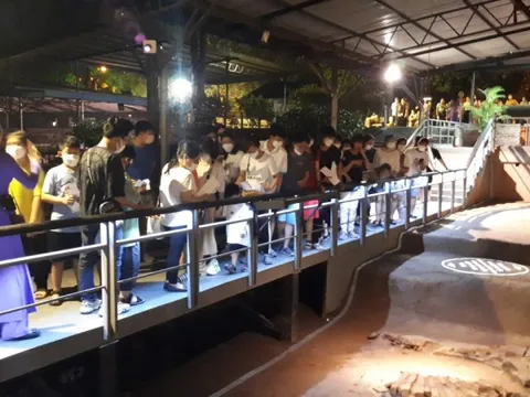 Hà Nội cần có chính sách phù hợp phát triển du lịch dịch vụ đêm