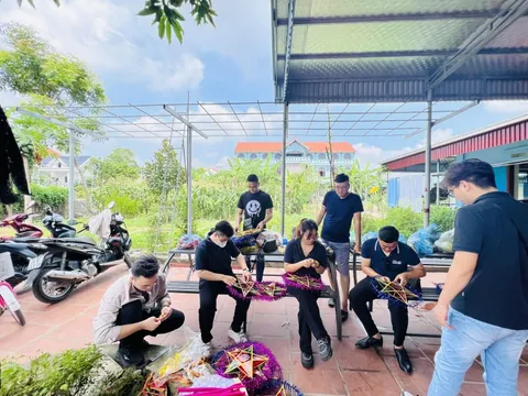 Ấm áp, rộn ràng tết Trung thu cho trẻ em nghèo