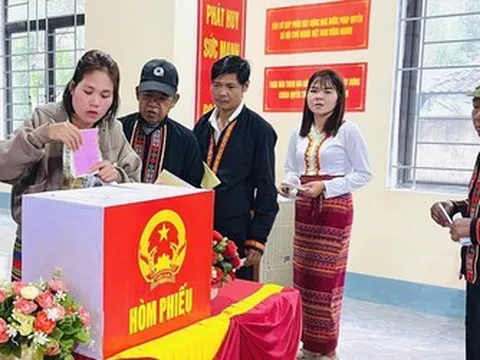 Hà Tĩnh: Tỉ lệ cử tri tham gia bầu cử đạt 99,99%, nằm trong nhóm cao nhất cả nước